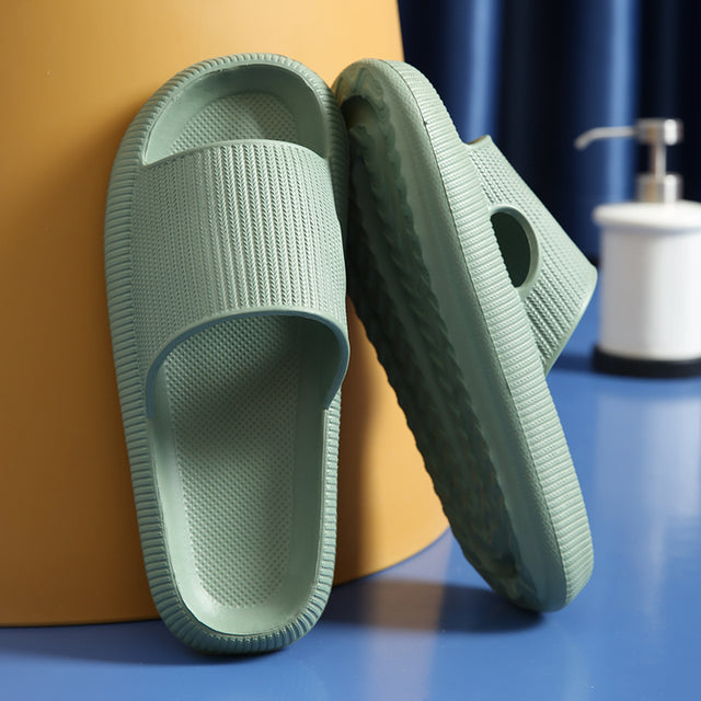 Anti-Slip Indoor Slippers Unisex*